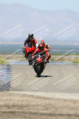 media/May-25-2025-Lets Ride (Sun) [[0ff033e448]]/C Group/1140am (Grapevine)/